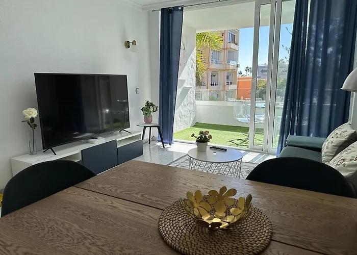 Sunny Tanife By Yumbo *