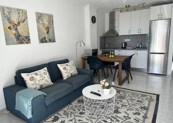 Sunny Tanife By Yumbo *