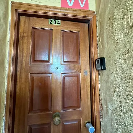 Sunny Tanife By Yumbo *